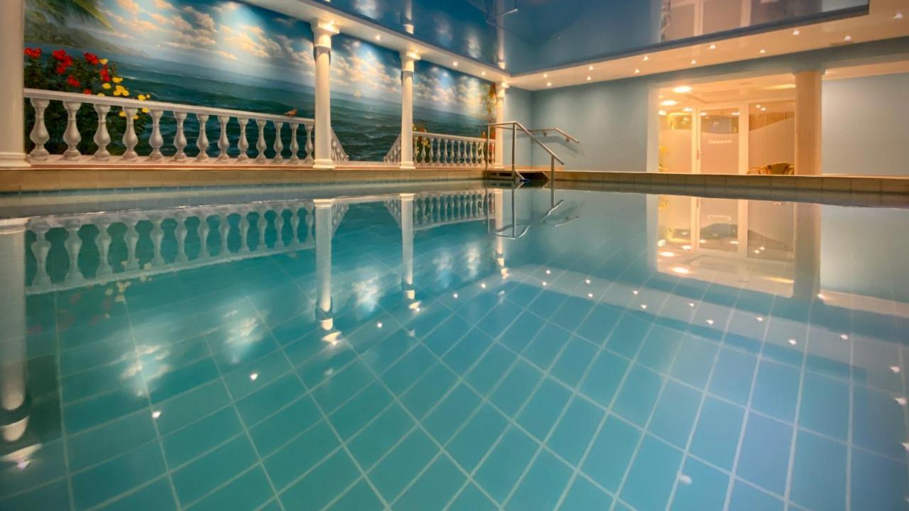 Moselstern Hotel Brixiade &Triton Cochem Bagian luar foto