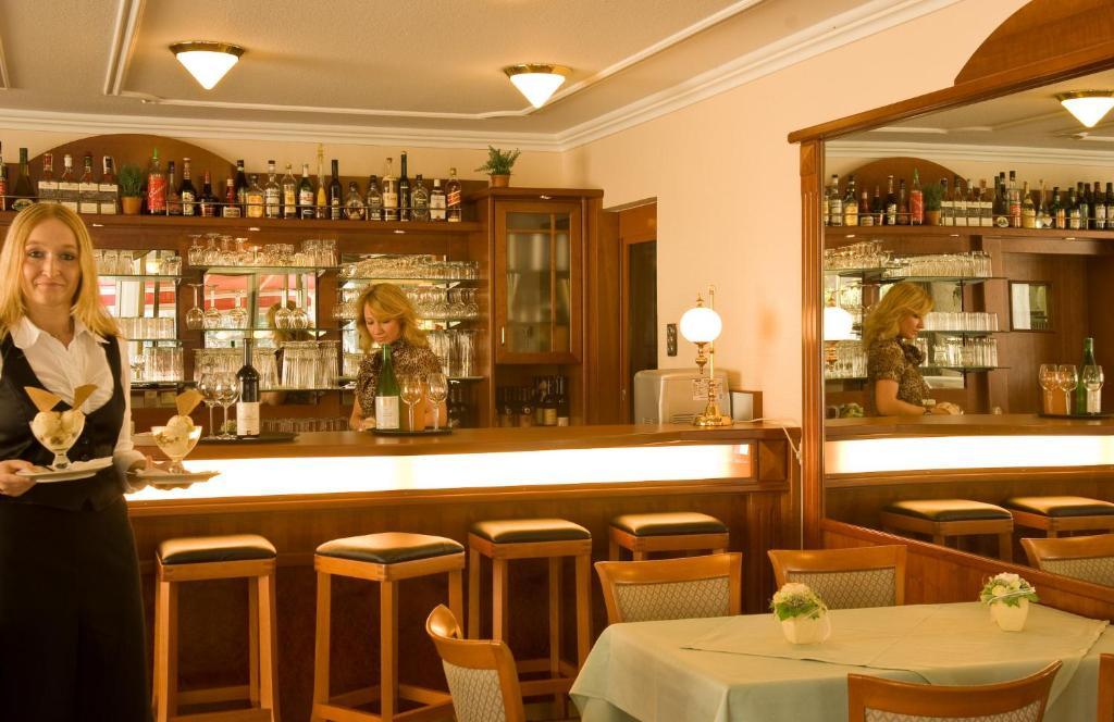 Moselstern Hotel Brixiade &Triton Cochem Bagian luar foto
