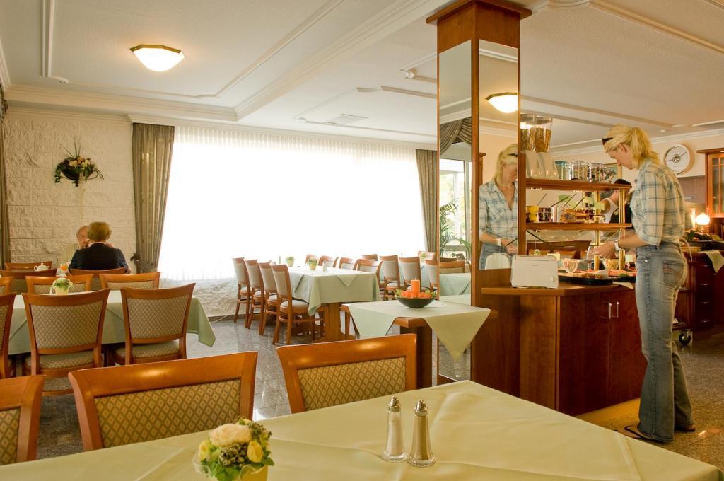 Moselstern Hotel Brixiade &Triton Cochem Bagian luar foto