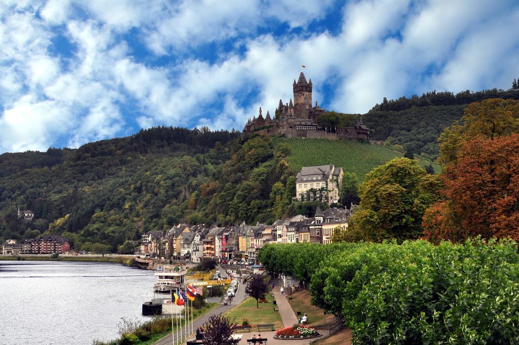 Moselstern Hotel Brixiade &Triton Cochem Bagian luar foto