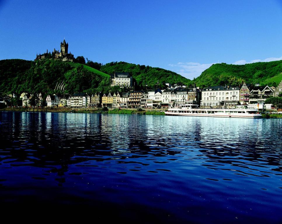 Moselstern Hotel Brixiade &Triton Cochem Bagian luar foto
